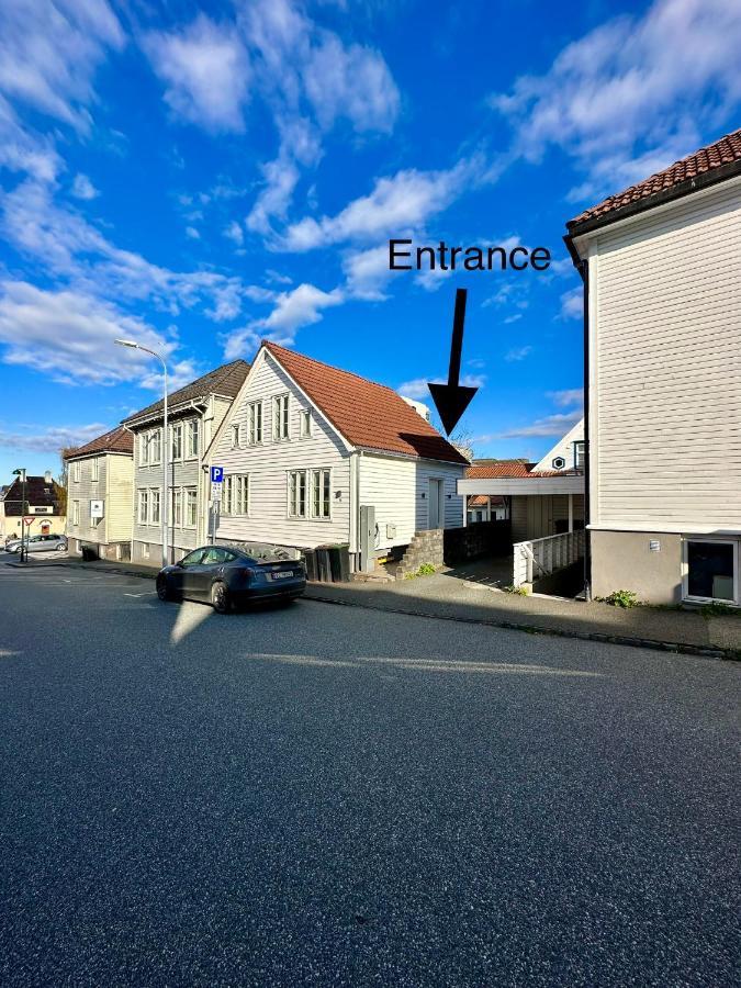 A Place To Stavanger, 3 *